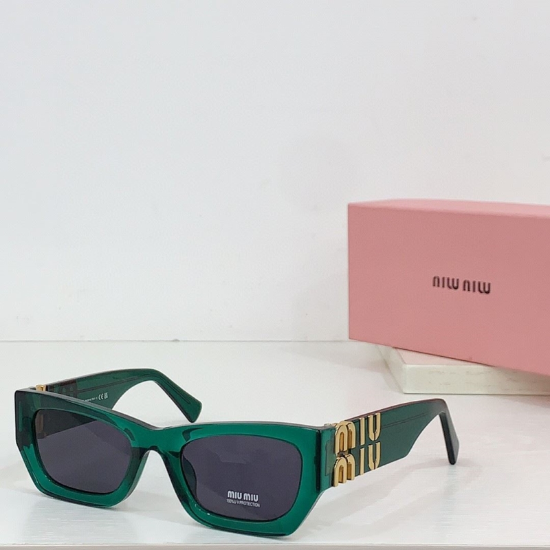 Miu miu Sunglasses